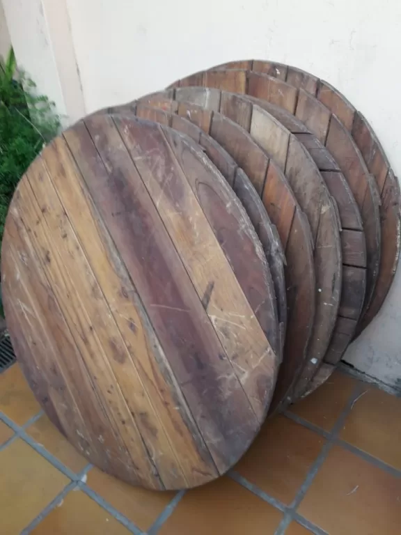 Vendo 8 mesas de madera yvyra pyta! — foto 3