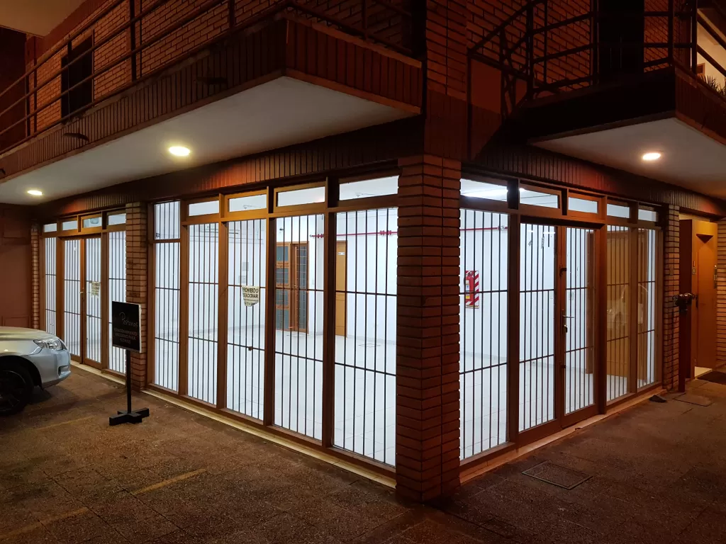 SALÓN COMERCIAL — foto 2