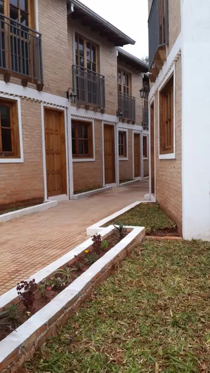 Alquilo estupendo departamento tipo dúplex a pocos metros del Campus de la UNA — foto 2