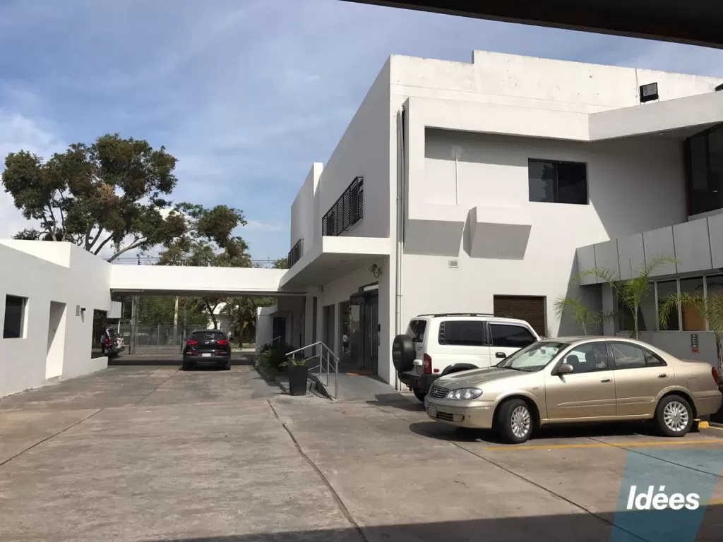 Alquiler de Local comercial Oficina 1.512 m2 sobre Avda. Brasilia. — foto 3