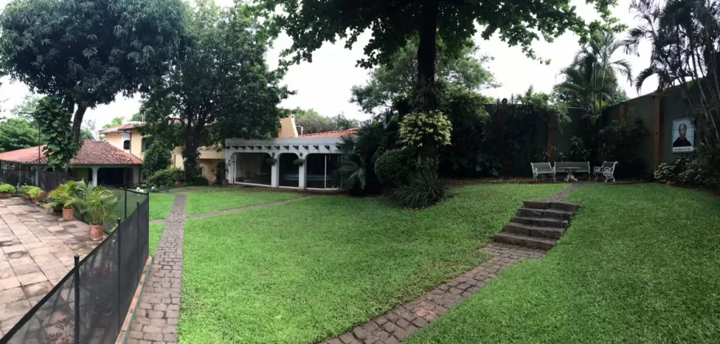 Vendo Propiedad. 2.100 m2. Barrio Jara. Cod: GM — foto 2