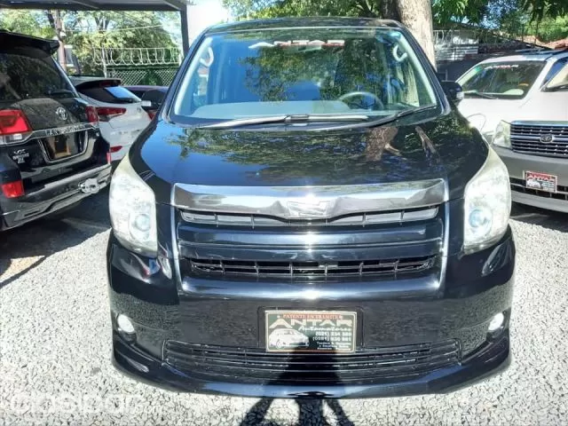 Toyota Noah 2008 — foto 5