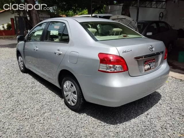 Toyota Belta 2010 — foto 6