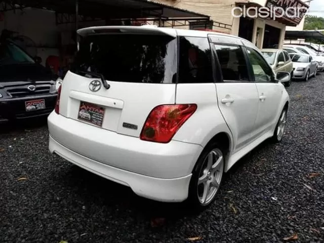 Toyota Ist 2002 - foto 8