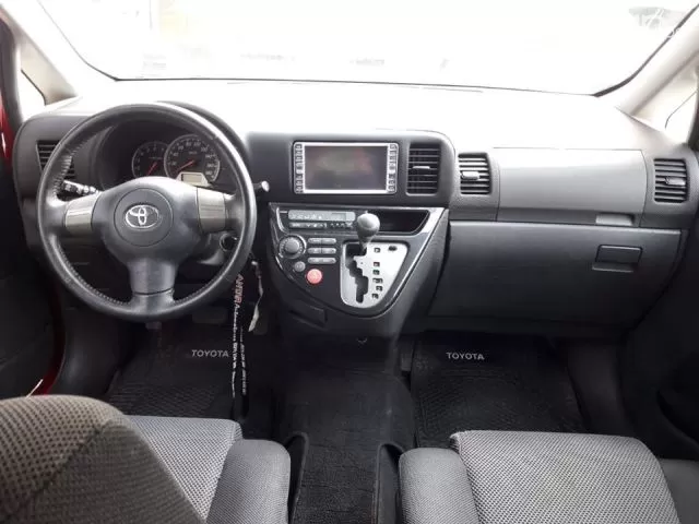 Toyota Wish 2005 - foto 8