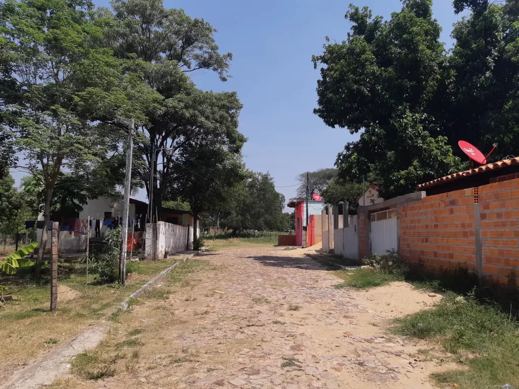 LIMPIO: SOBRE RUTA 3 AMLIO TERRENO CON VARIOS ACCESOS - 4.900 m2! — foto 3