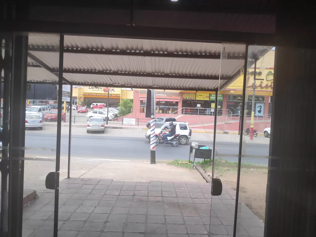 Salón comercial — foto 2