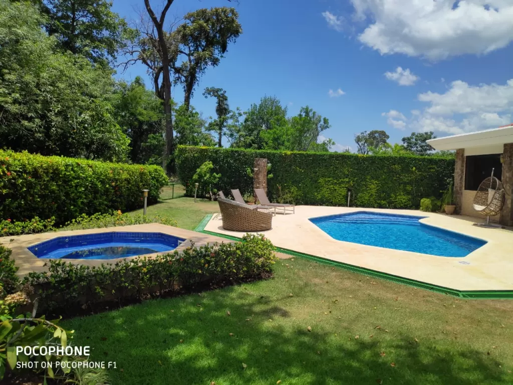 CASA PARANA COUNTRY CLUB - TOTALMENTE AMUEBLADA Y EQUIPADA.ANALIZO PROPUESTAS — foto 3