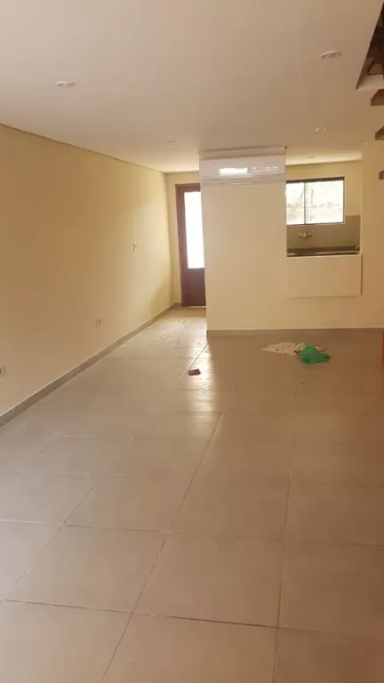 ALQUILO DUPLEX EN LUQUE VILLA ADELA. ZONA LOS JARDINES. COD 2540 — foto 3