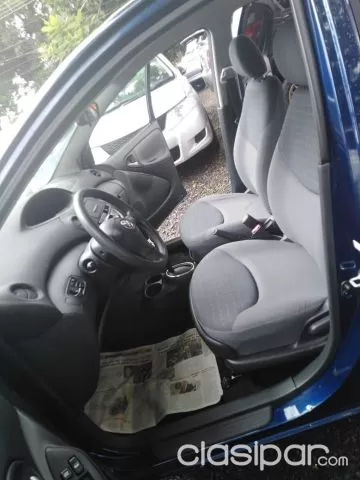 Toyota Vitz 2003 — foto 4