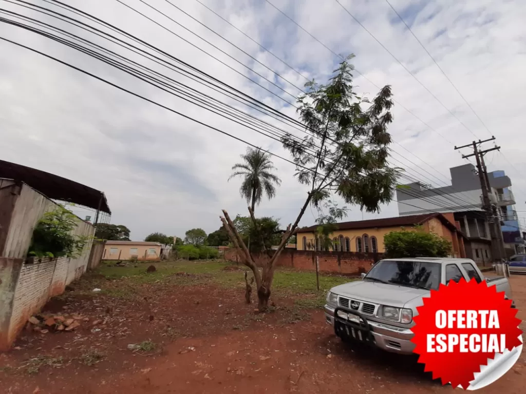 OFERTA!!! Centro de Hernandarias sobre Av. Comercial listo para transferir — foto 3