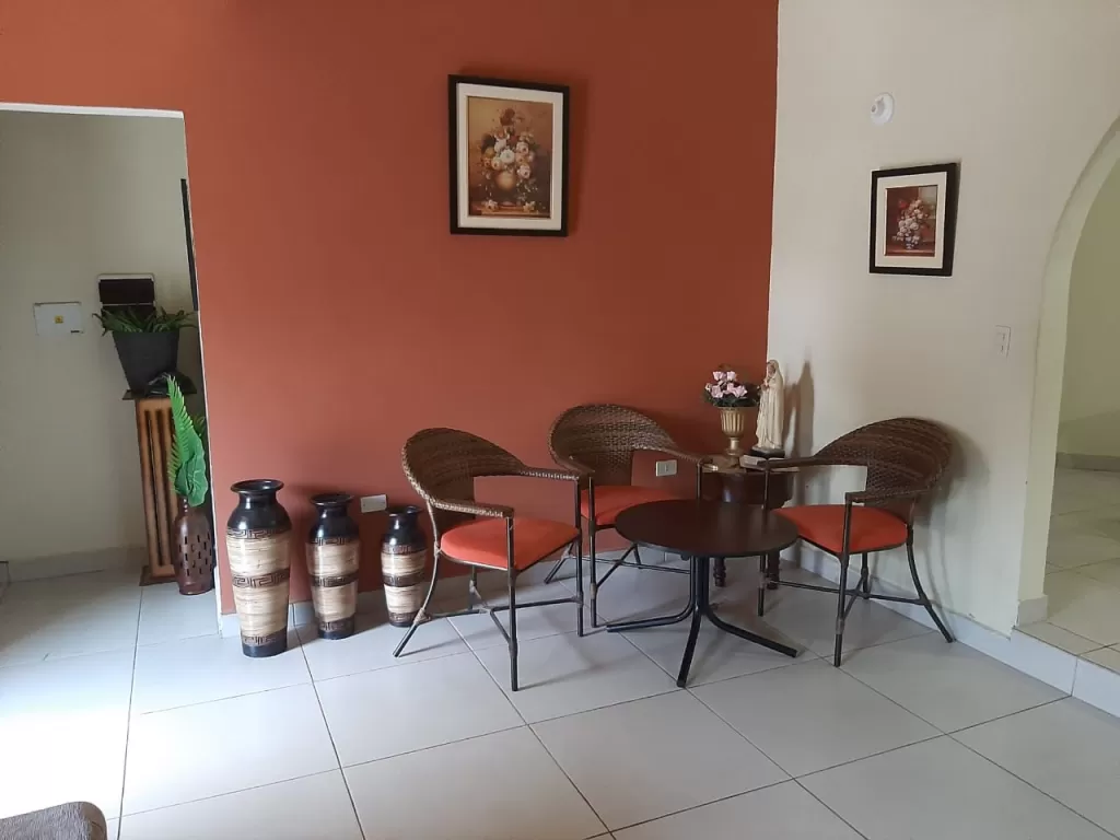 VENDO RESIDENCIA — foto 3