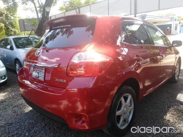 Toyota Auris 2010 — foto 6