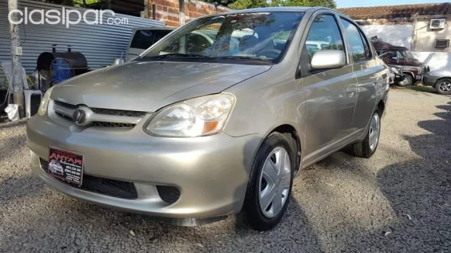 Toyota Platz 2005 - foto 2