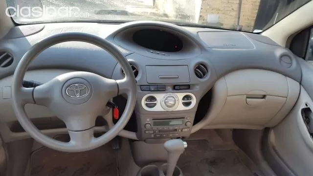 Toyota Platz 2005 — foto 7