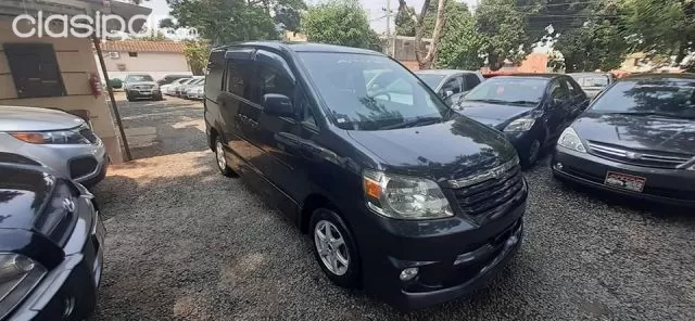 Toyota Noah 2002 — foto 3