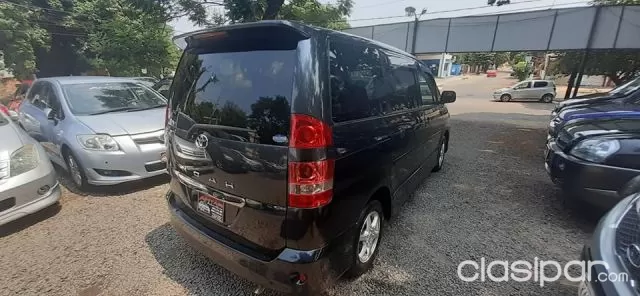 Toyota Noah 2002 — foto 5