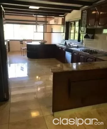 ALQUILO HERMOSA MANSIÓN AMOBLADA EN LAMBARE ZONA YACHT GOLF CLUB COD 2638 — foto 2