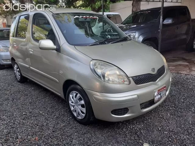 Toyota Funcargo 2003 - foto 2