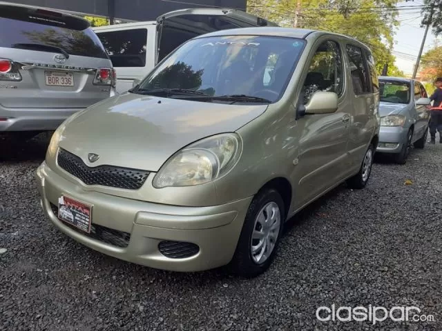 Toyota Funcargo 2003 — foto 3