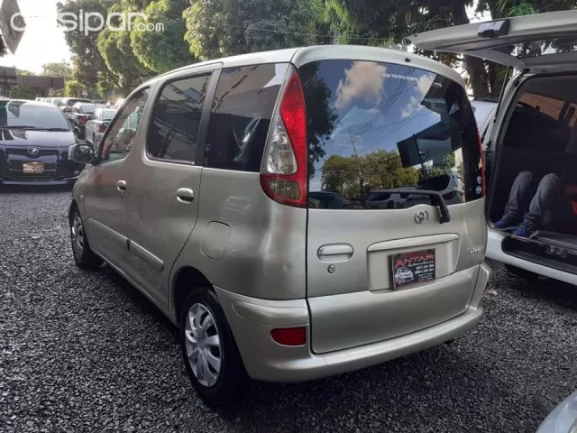 Toyota Funcargo 2003 — foto 5