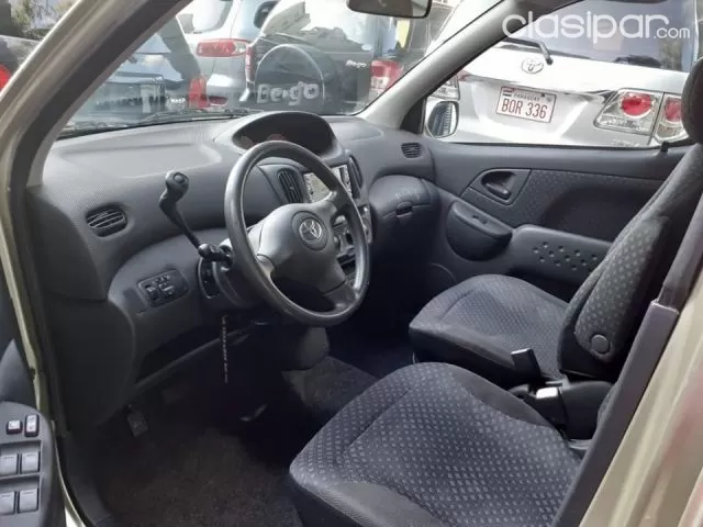 Toyota Funcargo 2003 - foto 8