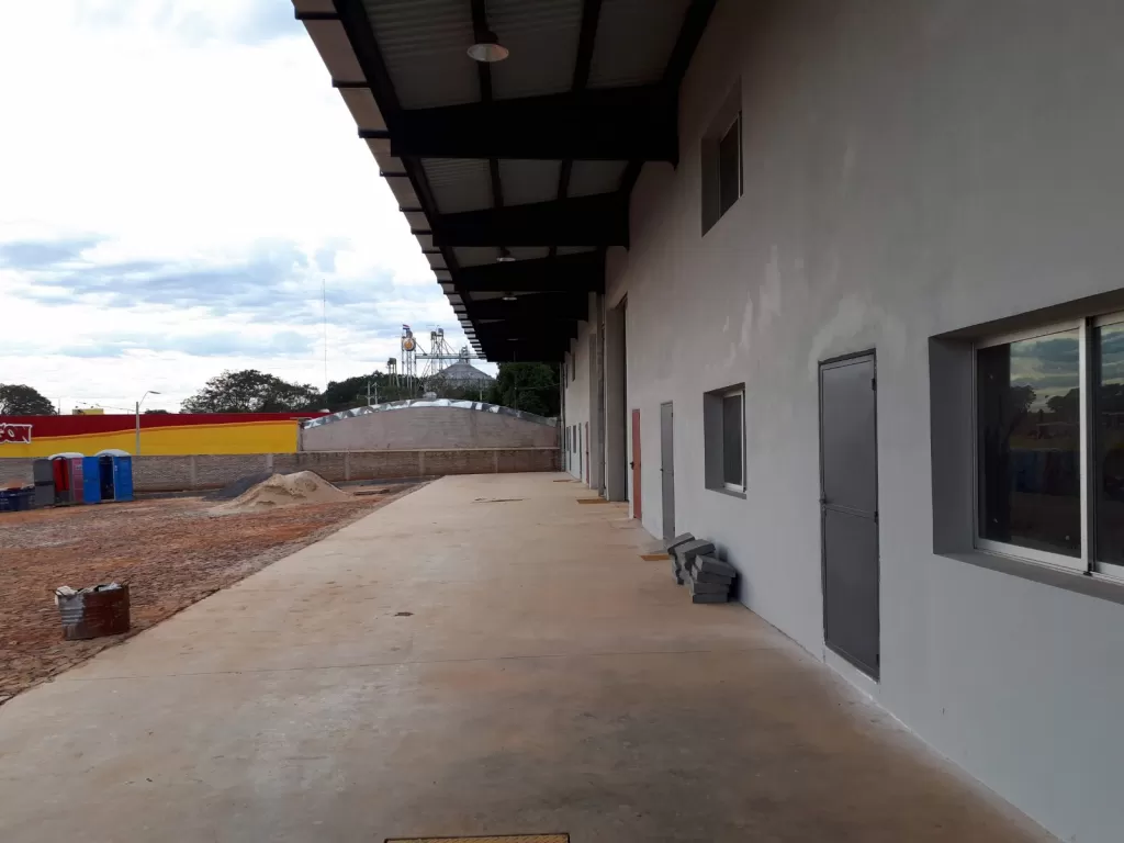 ALQUILO 3 DEPOSITOS DE 1400 M2 A ESTRENAR SOBRE LA RUTA EN CAPIATA. — foto 3