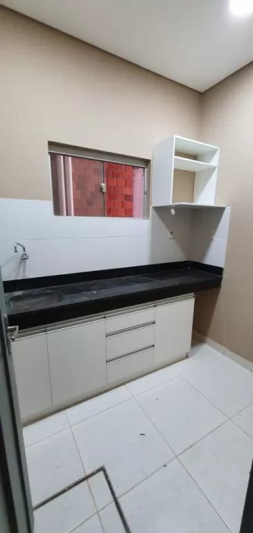 ALQUILO SHOW ROOM CON DEPOSITO Y OFICINAS A UNA CUADRA DE EUSEBIO Y BARTOLOME DE LAS CASAS — foto 3