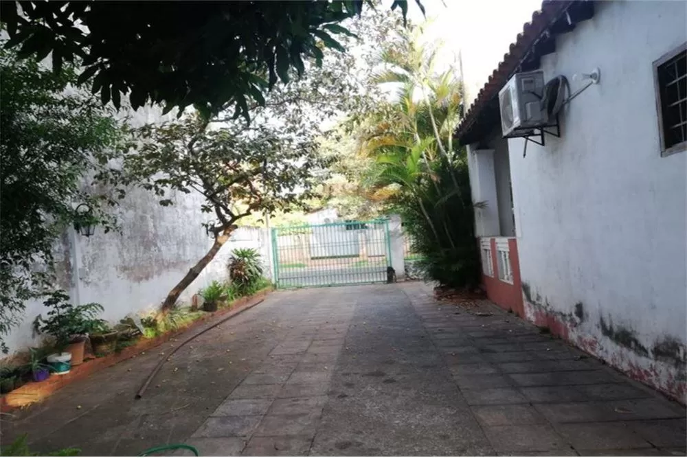 Casa a refaccionar cerca del sportivo Luqueño — foto 3