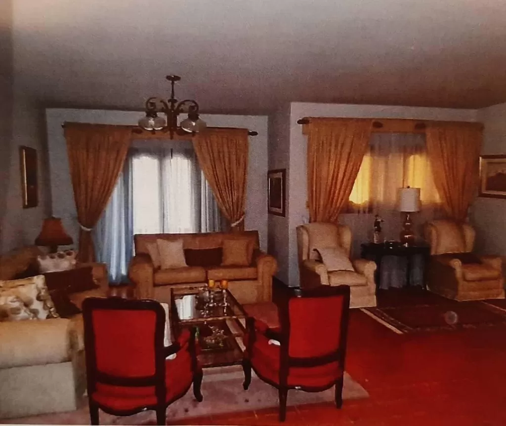VENDO RESIDENCIA EN ASUNCION BARRIO VILLA MORRA COD 2817 PRECIO: 1.200.000 USD — foto 3