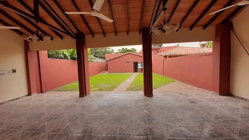 VENDO CASA EN LUQUE BARRIO MORA CUE — foto 2