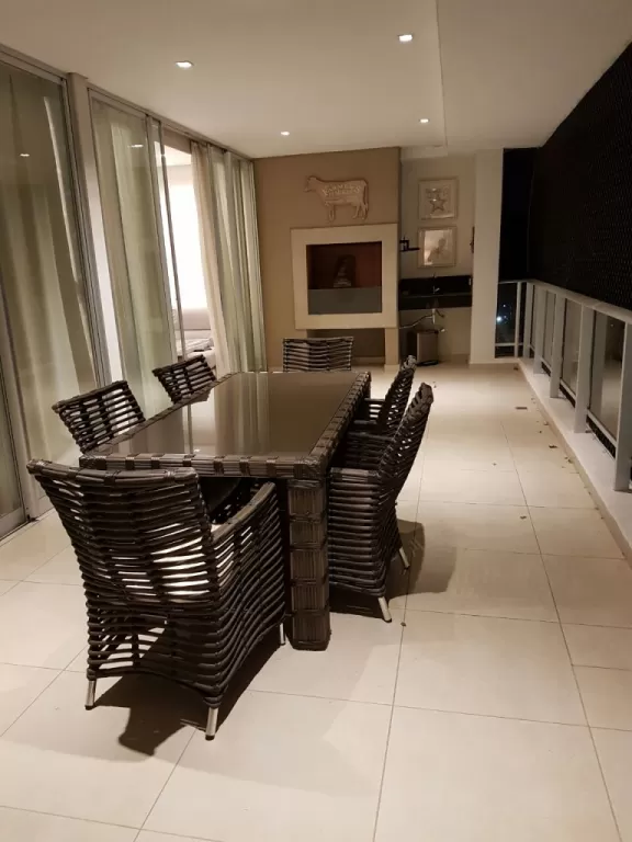 EDIFICIO RÍO LINDO, VILLA MORRA: 3 SUITES, LUJOSAMENTE DECORADO - 2.500 USD. — foto 2