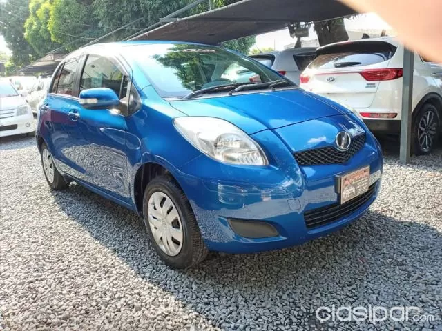 Toyota Vitz 2010 - foto 2