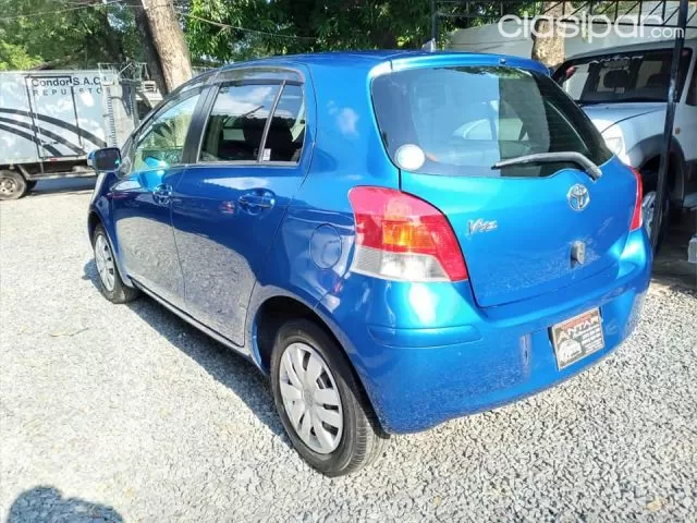 Toyota Vitz 2010 — foto 4