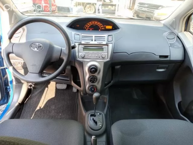 Toyota Vitz 2010 — foto 6