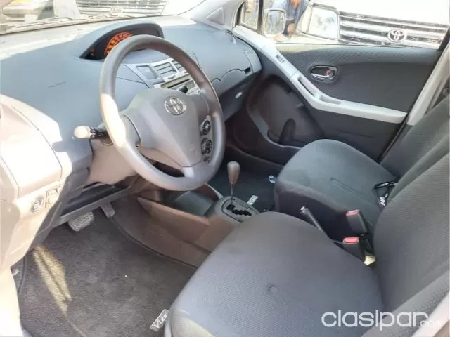 Toyota Vitz 2010 — foto 7