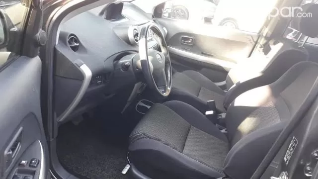 Toyota Ist 2004 — foto 6