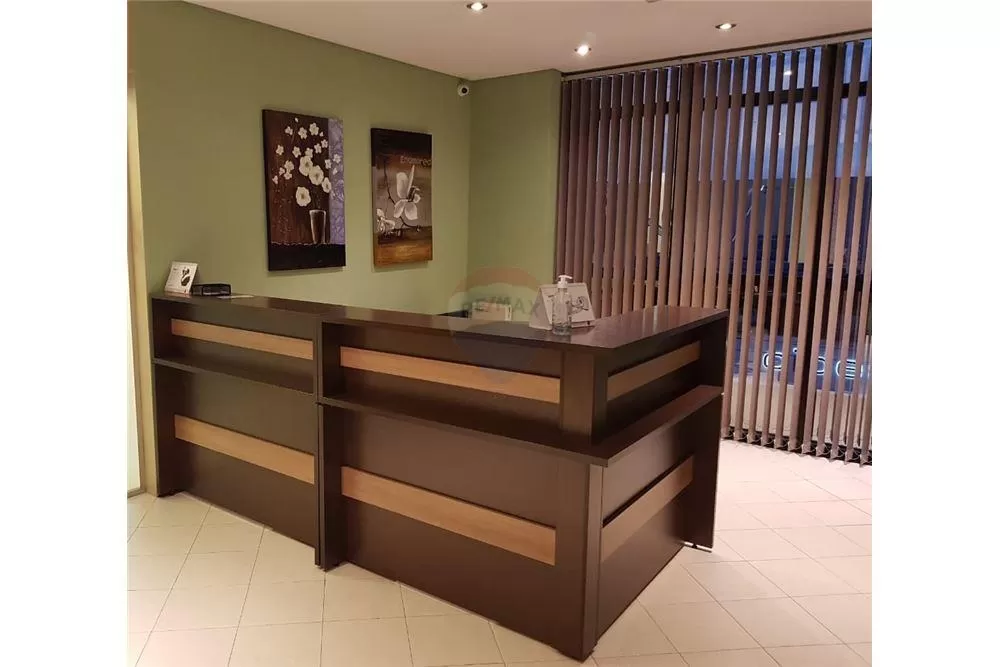 CONSULTORIO MEDICO EN PLENO VILLA MORRA — foto 2