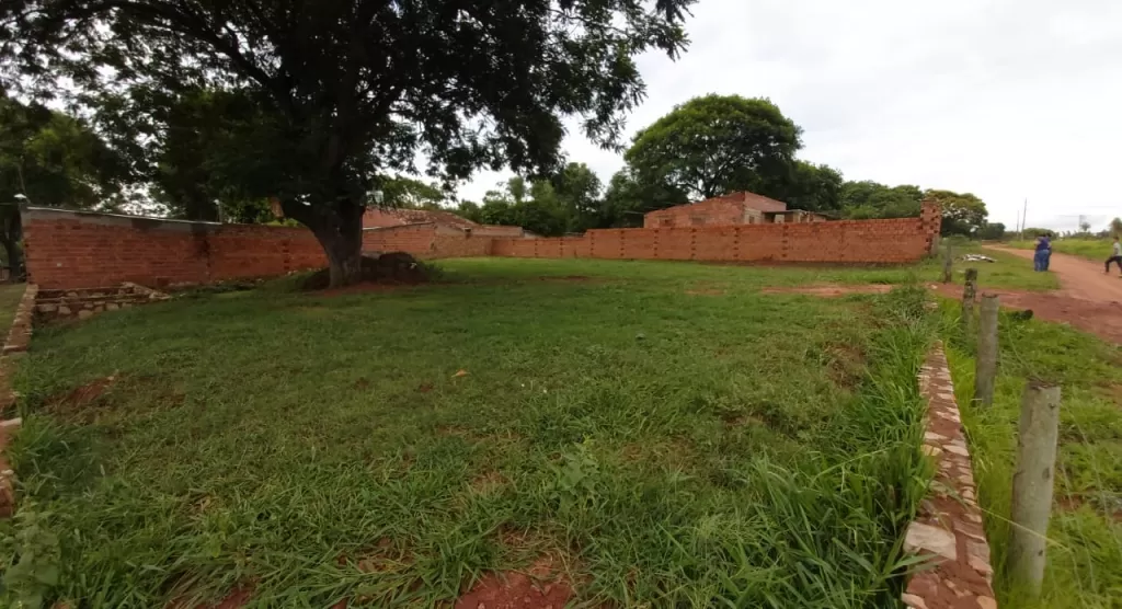 TERRENO ZONA PALACIO DE JUSTICIA LUQUE SUPERFICIE 720 m2 — foto 3