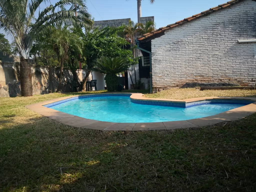 Se vende amplia casa en esquina zona campus UCA — foto 2