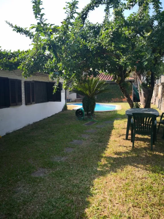 Se vende amplia casa en esquina zona campus UCA — foto 3