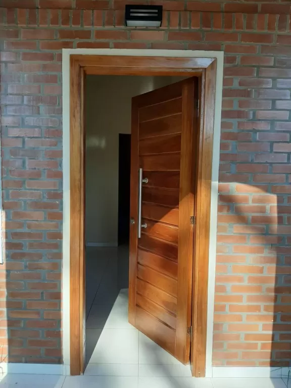 VENDO HERMOSA CASA TIPO DUPLEX SOBRE AVENIDA ASFALTADA SAN LORENZO — foto 2