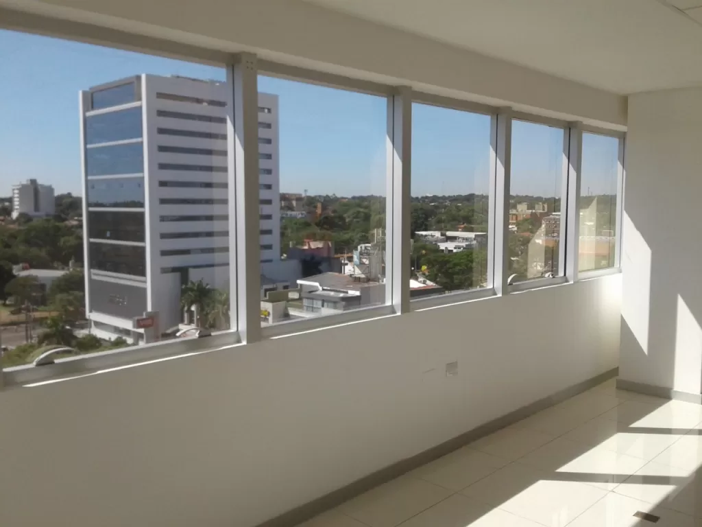 EDIF. MCAL LÓPEZ CENTER (VILLA MORRA): OFICINAS CORPORATIVAS DE PRIMER NIVEL. — foto 3