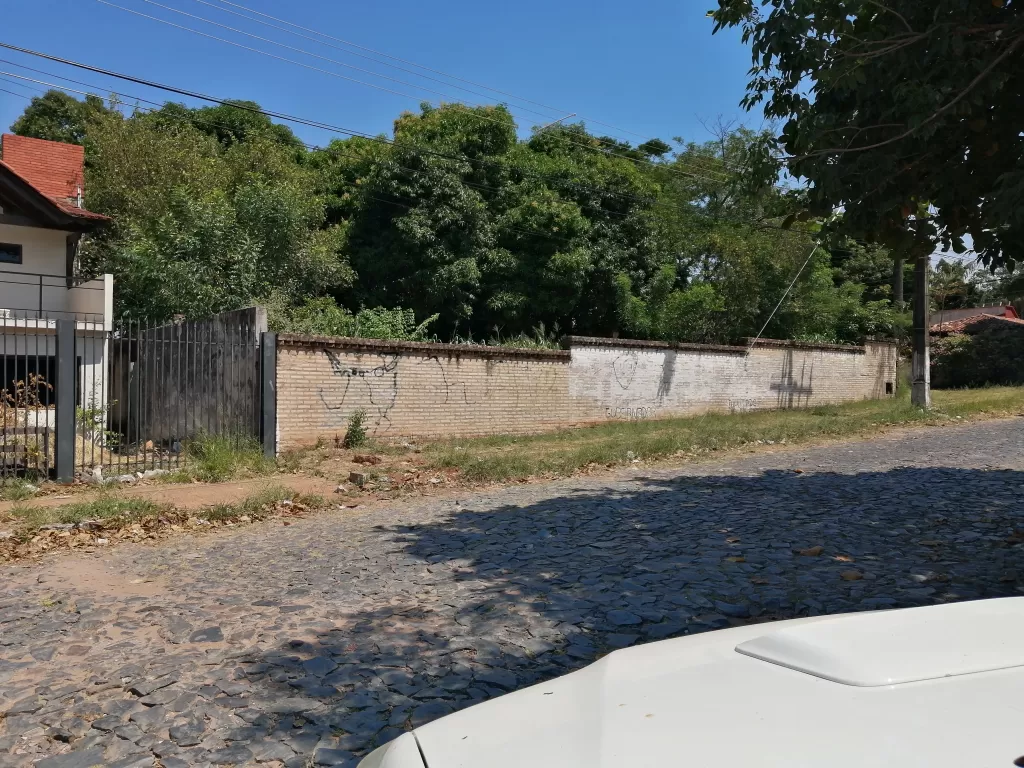 TERRENO EN BARRIO SAN VICENTE — foto 2
