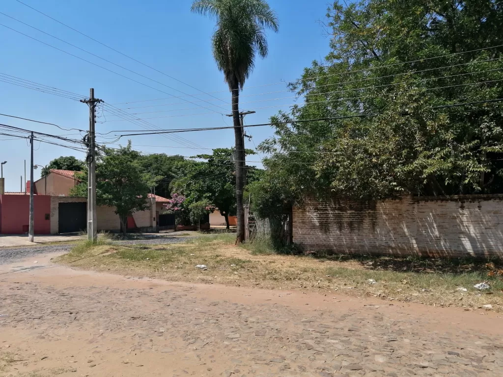 TERRENO EN BARRIO SAN VICENTE — foto 3