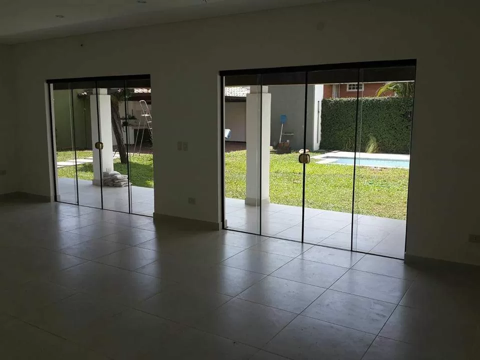 PROX. SHOP. DEL SOL, MOLAS LÓPEZ: 3 DORMITORIOS, EN PLANTA BAJA, JARDÍN, PISCINA. — foto 3