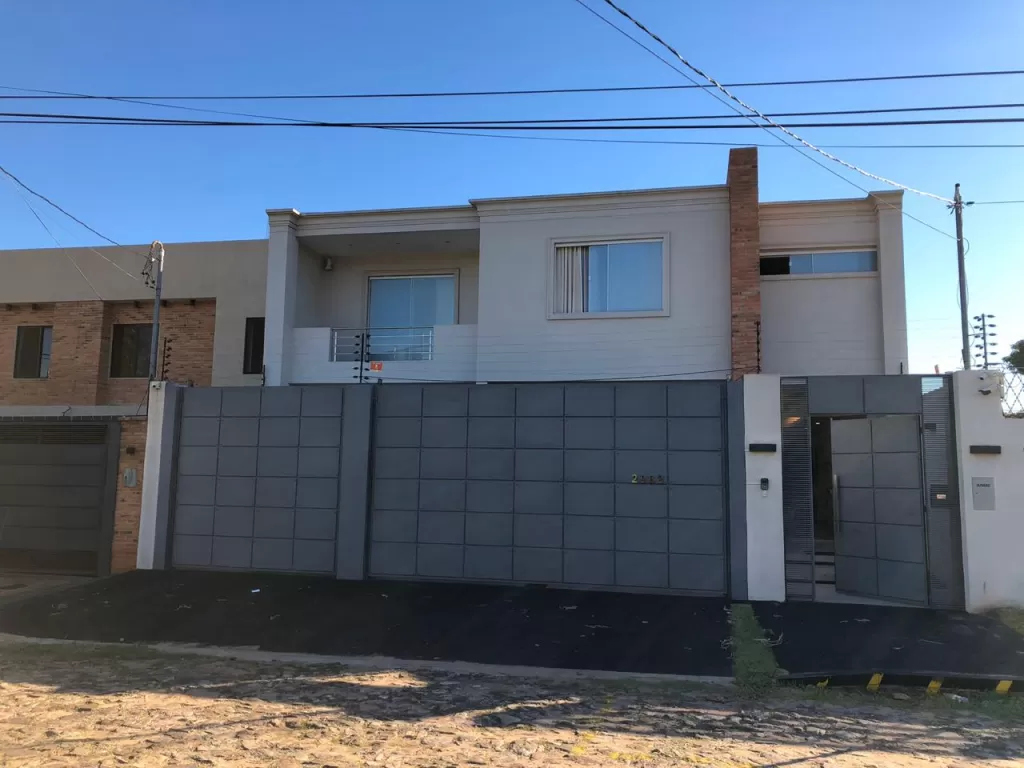 PROX. AVDA. STA. TERESA, GOETHE: MAGNIFICA RESIDENCIA, 3 MASTER SUITES, JARDÍN, PISCINA. — foto 2