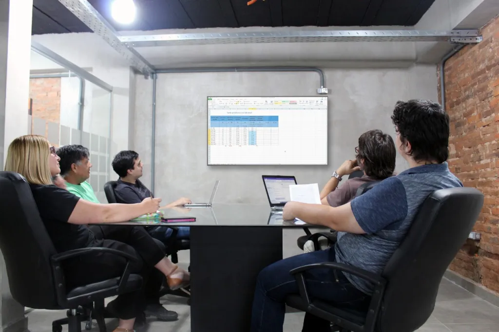 Alquiler de salas de reunión corporativas por hora — foto 2
