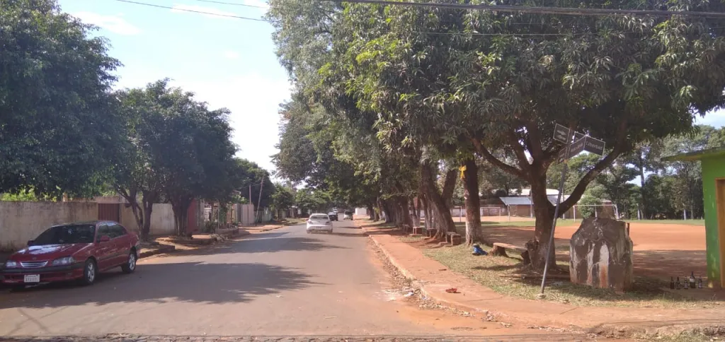 VENDO PROPIEDAD EN CIUDAD DEL ESTE, KM 7, A CUADRAS DE LA AV SAN JOSE. M6061. — foto 3