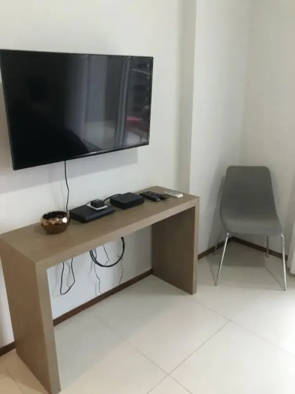 EDIF. MIRANDA, AVDA. SANTA TERESA: DEPTO A ESTRENAR, 2 SUITES, SEG. 24 HS - 1.400 USD. — foto 3